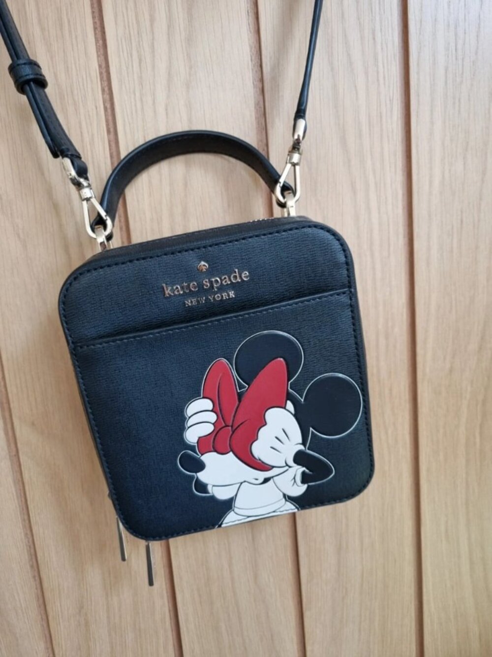 Kate Spade x Disney Minnie Mouse Vanity Crossbody Bag Black